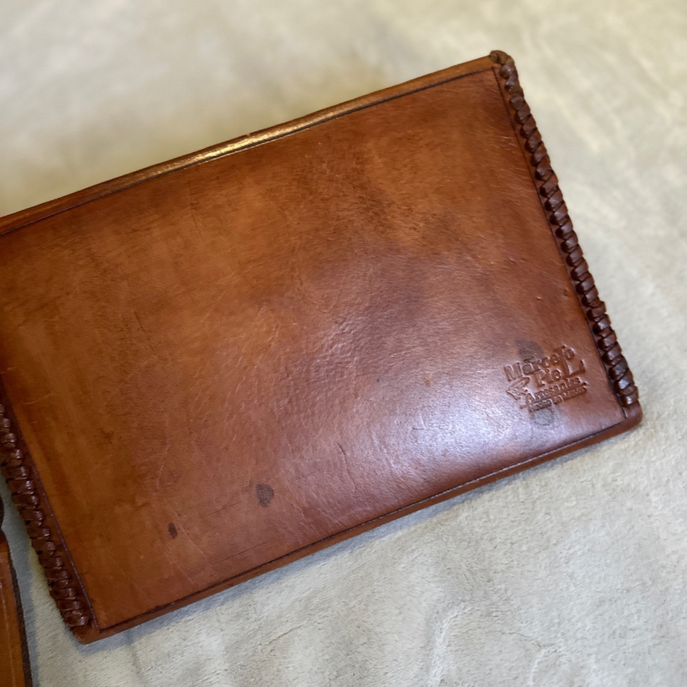 Floral Embossed Leather Clutch - Picture 6 of 8